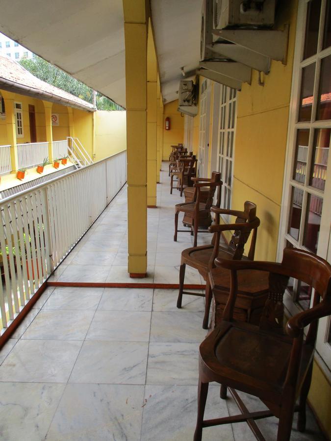 Hotel Tugu Asri Jakarta Exterior photo